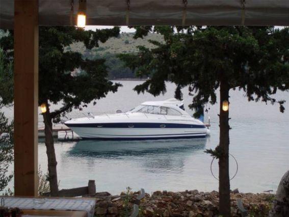 Motorboot Fahren in Kroatien